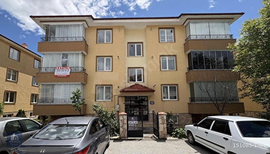 TUNCAYGÜLDEN SATILIK ARA KAT FERAH DAİRE | ÇAKIRKENT SİTESİ - Görsel 1