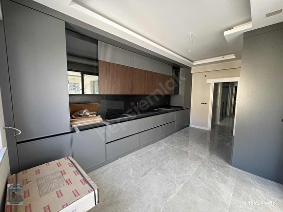 1 EMLAKda MUHTEŞEM KONUMDA VE KATTA SATILIK SİTE İÇİ 4+1 DAİRE - Görsel 20