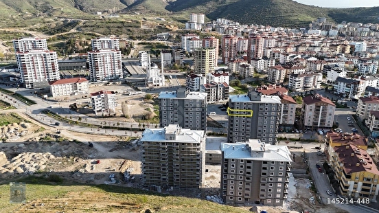 1 EMLAKda MUHTEŞEM KONUMDA VE KATTA SATILIK SİTE İÇİ 4+1 DAİRE - Görsel 15
