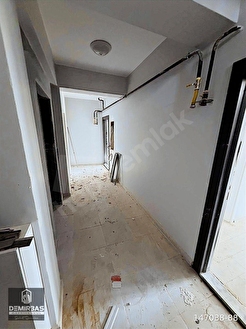 Demirbaş Gayrimenkulden Satılık Üni. Böl. Fırsat 1+1 Daire - Görsel 21