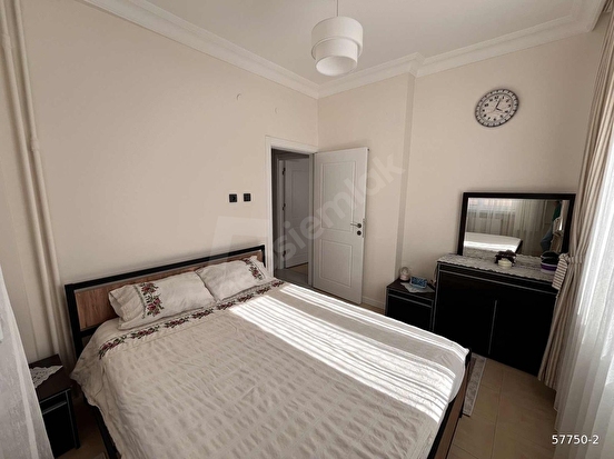 BOSNA HERSEK MAHALLESİ KAYALAR CAMİ YANI FULL BAKIMLI SATILIK 3+1 ARAKAT DAİRE - Görsel 19