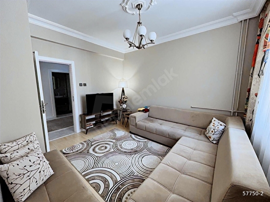 BOSNA HERSEK MAHALLESİ KAYALAR CAMİ YANI FULL BAKIMLI SATILIK 3+1 ARAKAT DAİRE - Görsel 15
