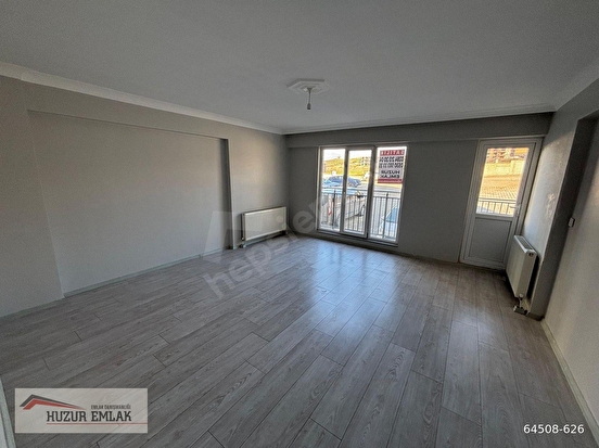 KURTULUŞ MAH SATILIK DAİRE 3+1 135 M2 GİRİŞ KAT EBEVEYN BANYOLU - Görsel 5