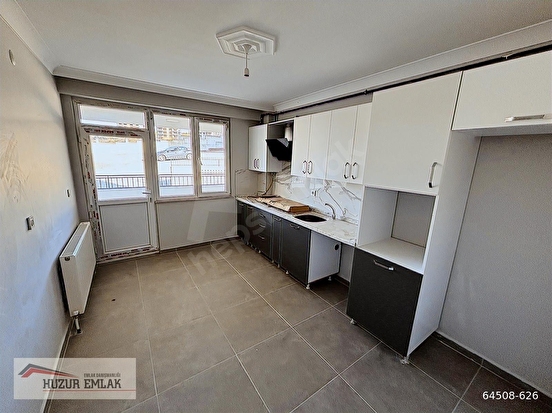 KURTULUŞ MAH SATILIK DAİRE 3+1 135 M2 GİRİŞ KAT EBEVEYN BANYOLU - Görsel 1