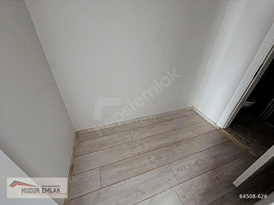 KURTULUŞ MAH SATILIK DAİRE 3+1 135 M2 GİRİŞ KAT EBEVEYN BANYOLU - Görsel 18