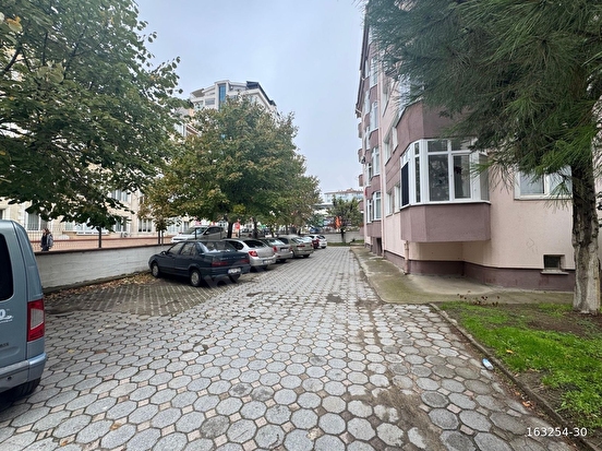 ŞÜKRÜ PAŞA MAHALLESİ SİTE İÇERİSİNDE MERKEZİ KONUMDA 3+1 DAİRE - Görsel 3