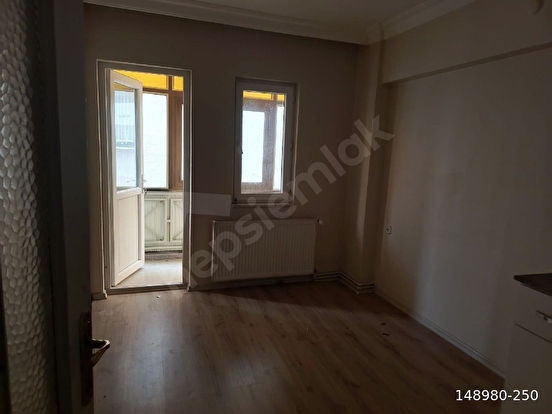 KARABÜK ṢIRINEVLER MAH. ARAŞTIRMA HASTANESİNİN KARŞISINDA 3+1 - Görsel 4