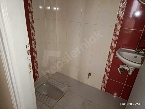KARABÜK ṢIRINEVLER MAH. ARAŞTIRMA HASTANESİNİN KARŞISINDA 3+1 - Görsel 6