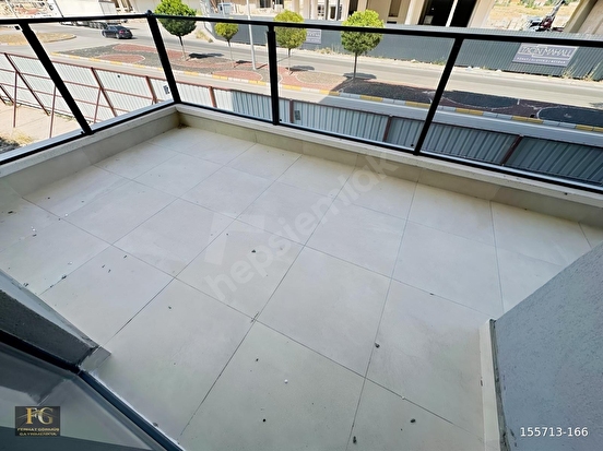 FERHAT GÖRMÜŞ DEN TACİN CADDE 100 DE SATILIK ULTRA LÜKS DAİRE - Görsel 2