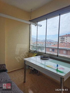 SATILIK 4+1 DAİRE Niğde merkez hastane karşısında merkezi doğalgazlı ana caddeye cepheli site içeris - Görsel 4