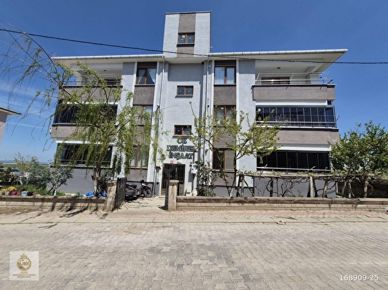 ESENTEPE MAHALLESİNDE SATILIK 2+1 DAİRE - Görsel 1