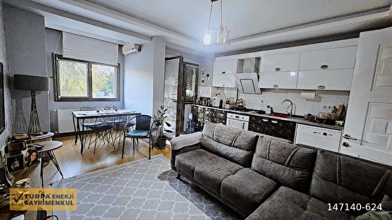 EBRU YILMAZDAN BAHÇELİEVLERDE SATILIK DAİRE - Görsel 15