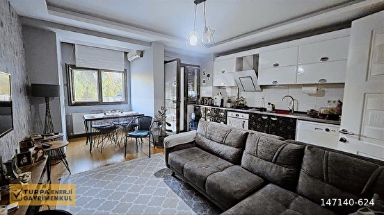 EBRU YILMAZDAN BAHÇELİEVLERDE SATILIK DAİRE - Görsel 5