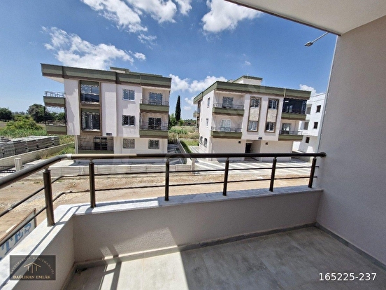 BAĞLAR  MAH  SATILIK  DAİRE 120 M2 ARA KAT KALITELI YAPI  3+1 - Görsel 9