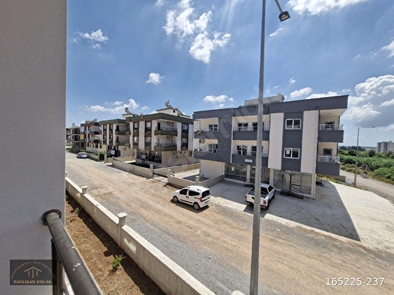 BAĞLAR  MAH  SATILIK  DAİRE 120 M2 ARA KAT KALITELI YAPI  3+1 - Görsel 10