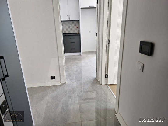 BAĞLAR  MAH  SATILIK  DAİRE 120 M2 ARA KAT KALITELI YAPI  3+1 - Görsel 14