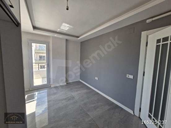 BAĞLAR  MAH  SATILIK  DAİRE 120 M2 ARA KAT KALITELI YAPI  3+1 - Görsel 18