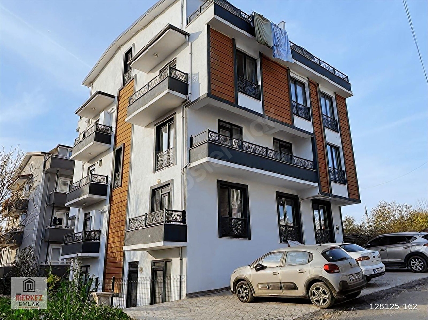 BAŞİSKELE YEŞİLYURT MAH.SATILIK 3+1 BAHÇE DUBLEKS DAİRE