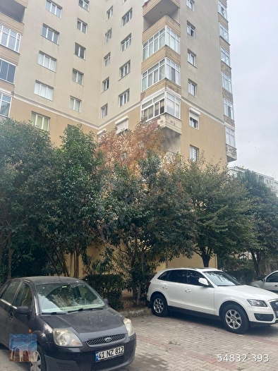 EKİNOBA DA SİTE İÇERSİNDE ARA KAT TADİLATLI YATIRIMCIYA 2+1 SATILIK DAİRE