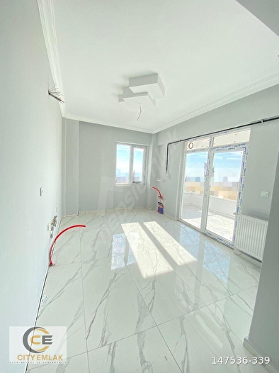 CİTY GAYRİMENKUL' DEN - YENİ MAH. HASTANE BÖLGESİNDE  3+1 SATILIK LÜX DAİRE