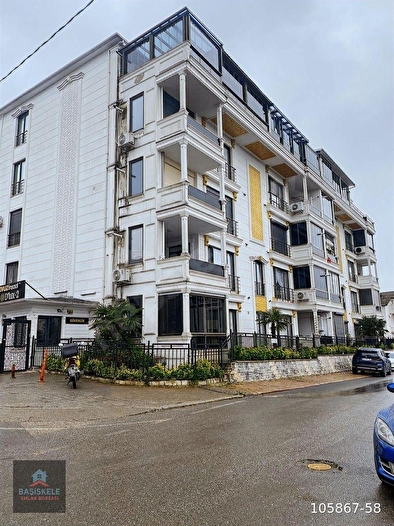 BARBAROS MAH DE SİTE İÇİ SATILIK BAHÇE DUBLEX