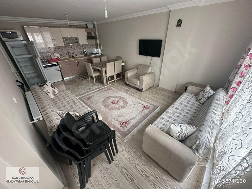 SARIKUM'DAN AKÇAY'DA FULL EŞYALI ARA KAT DOĞALGAZLI 2+1 FIRSAT DAİRE