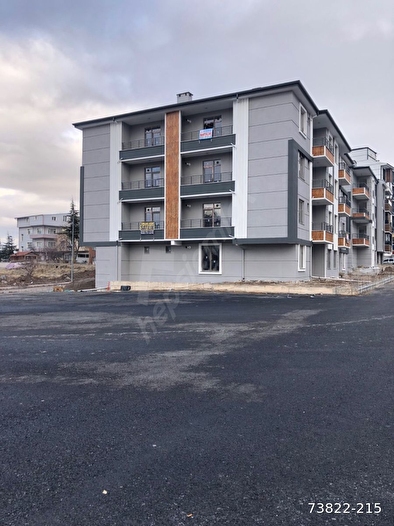 KÜLLİYE KARŞISINDA OFİS YA DA DAİRE AMAÇLI SATILIK 1+1