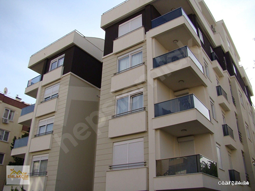 Konyaaltı Liman Mahallesinde Lüx Dublex Daire Satılık