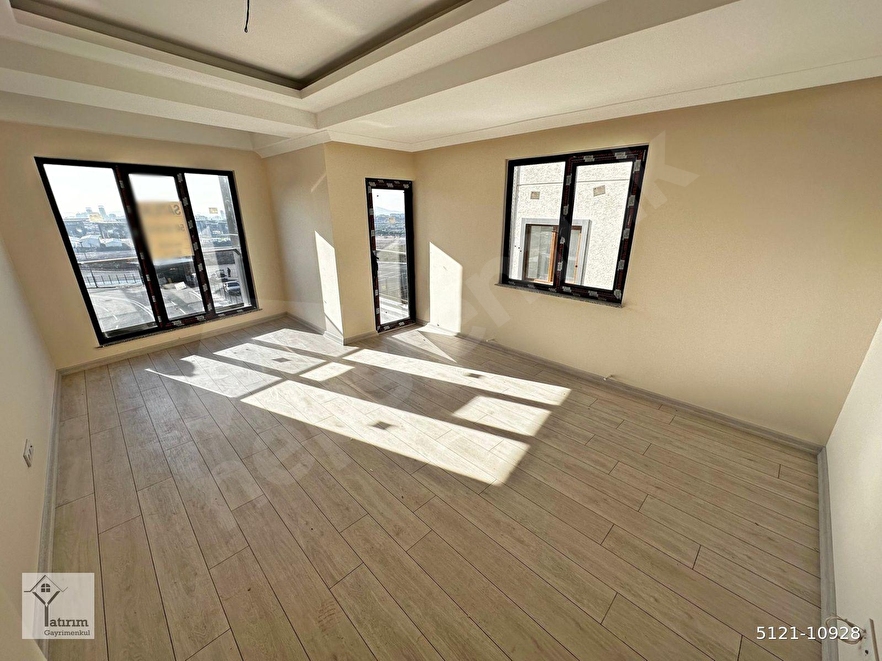 YATIRIM'dan Maltepe'de Sıfır Yapıda 3.Kat Emsalsiz 2+1 FIRSATI !