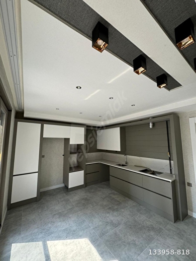 TUĞRA EMLAK’DAN PİRİREİS MAHALLESİNDE SIFIR GARAJLI DAİRE