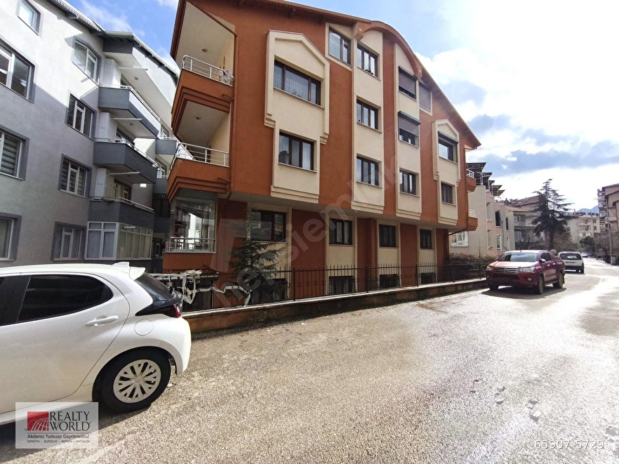 ISPARTA İSTİKLAL MAHALLESİNDE 4+1 DUBLEKS SATILIK DAİRE