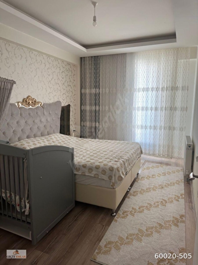 SANCAK MAHALLESİNDE ACİL SATILIK GEÇİT EMLAKTAN DAİRE