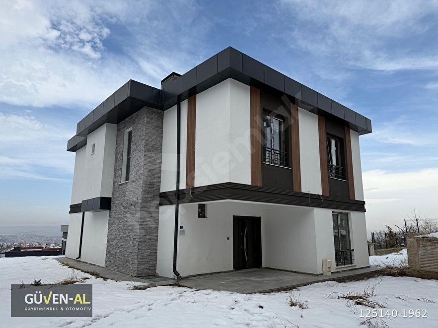 BECEN’DE UYGUN FİYATA MESKENLİ 5+1 MANZARALI LÜKS VİLLA