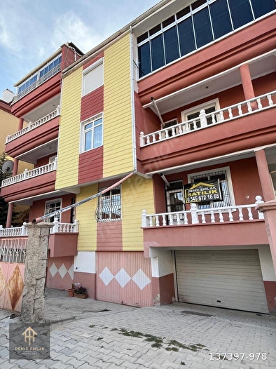 MEHMETBEY MAH SATILIK  3+1 150 M2