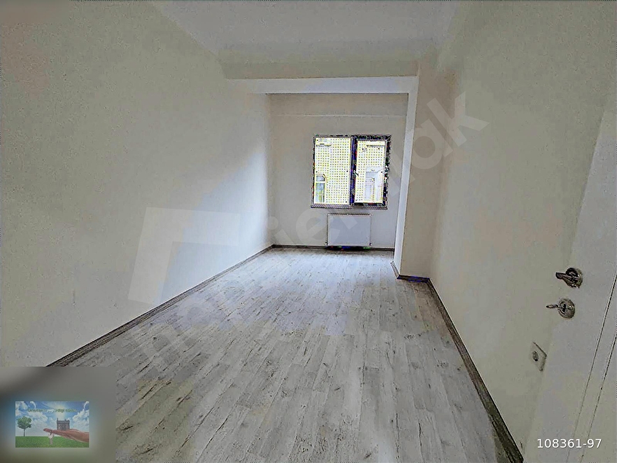 SEFAKÖY MERKEZDE 2+1 75M2 ARAKAT ASANSÖRLÜ BALKONLU DAİRE