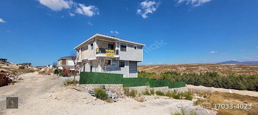 yatırımcılara seyrek villa kentte sıfır bahçeli 5+1 kira getirisi yüksek yatırımlık villa