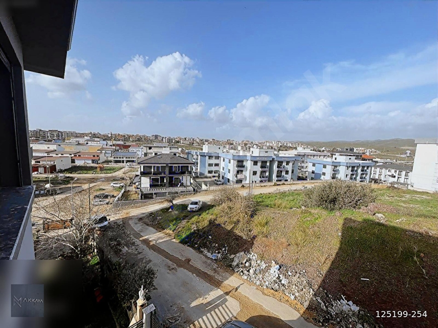 SEFERİHİSAR'IN GÖZDE BÖLGESİNDE, FERAH 2+1 DAİRELER