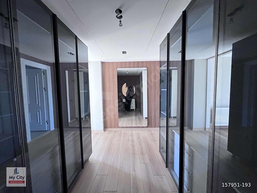 SARIÇAM ÇARKIPARE ÖZEL KONSEPT BAĞIMSIZ TRİPLEKS 6+1 VİLLA