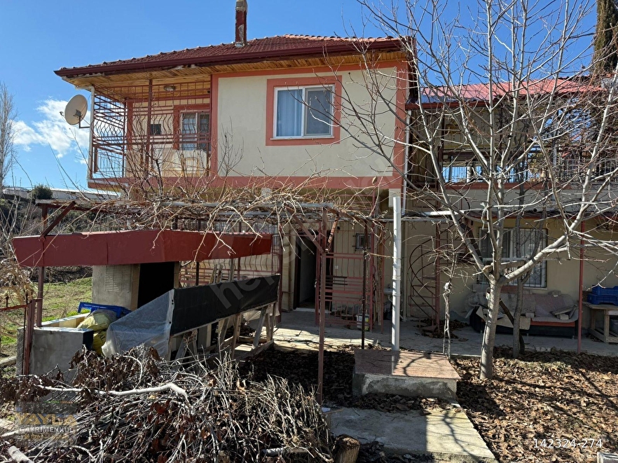 KORKUTELİ DEREKÖY MAH. 2 PARSEL İÇİNDE MÜSTAKİL EV