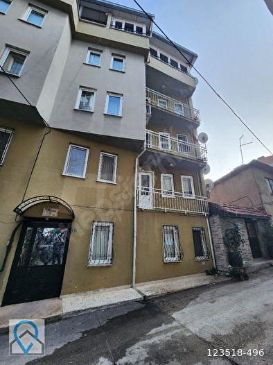 MURADİYE'DE GENİŞ 3+1 SATILIK GİRİŞ KATI