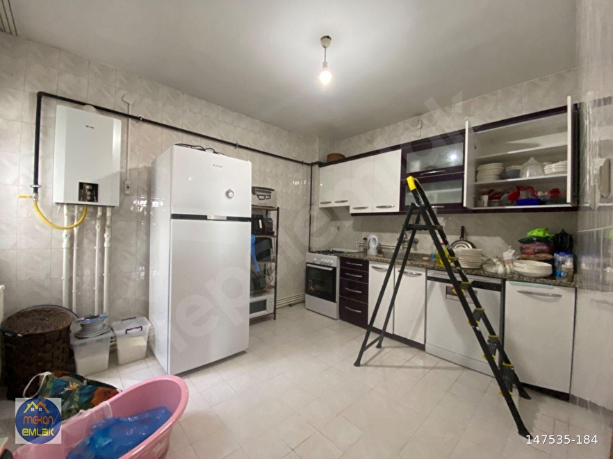 FİYAT DÜŞTÜ, SON FIRSAT ! ÇARŞI MERKEZDE MEYDANA 100 MT YATIRIMLIK 2+1 DAİRE