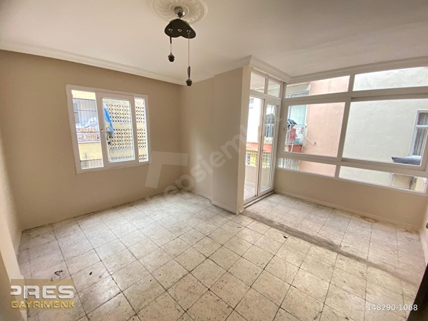 PRESTİJ'DEN MESUDİYE'DE METROPOL CİVARI TEMİZ 3+1 DAİRE