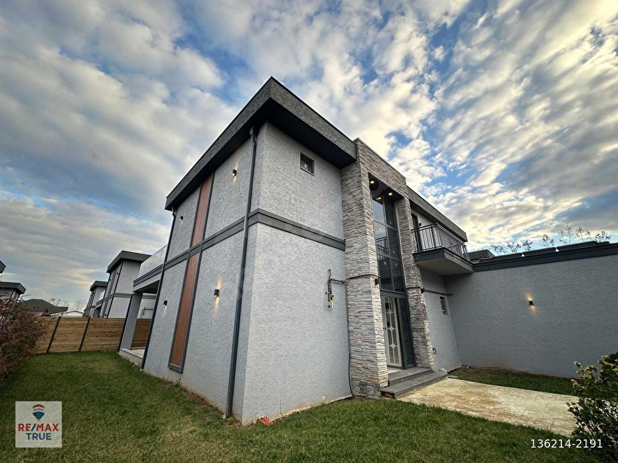 KARTEPE PREMIUM LIFE SİT. SATILIK ULTRA LÜKS VİLLA