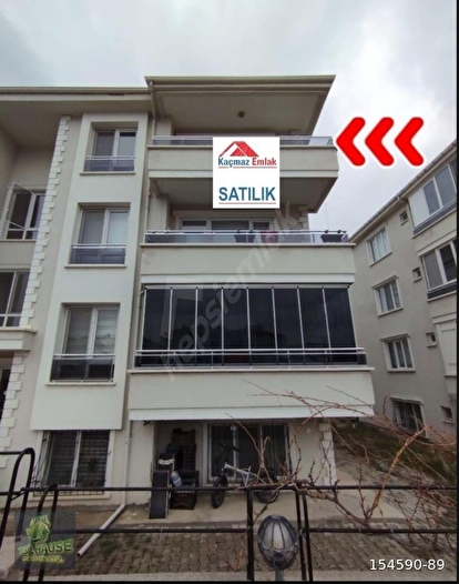Afyon Fatih Mahallesinde Satılık 3+1 Daire