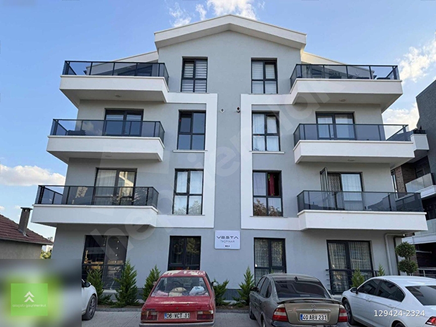 'alaçatı'dan İNCEK TAŞPINAR'DA İSKANLI - GENİŞ - DÜZ- 3+1 DAİRE