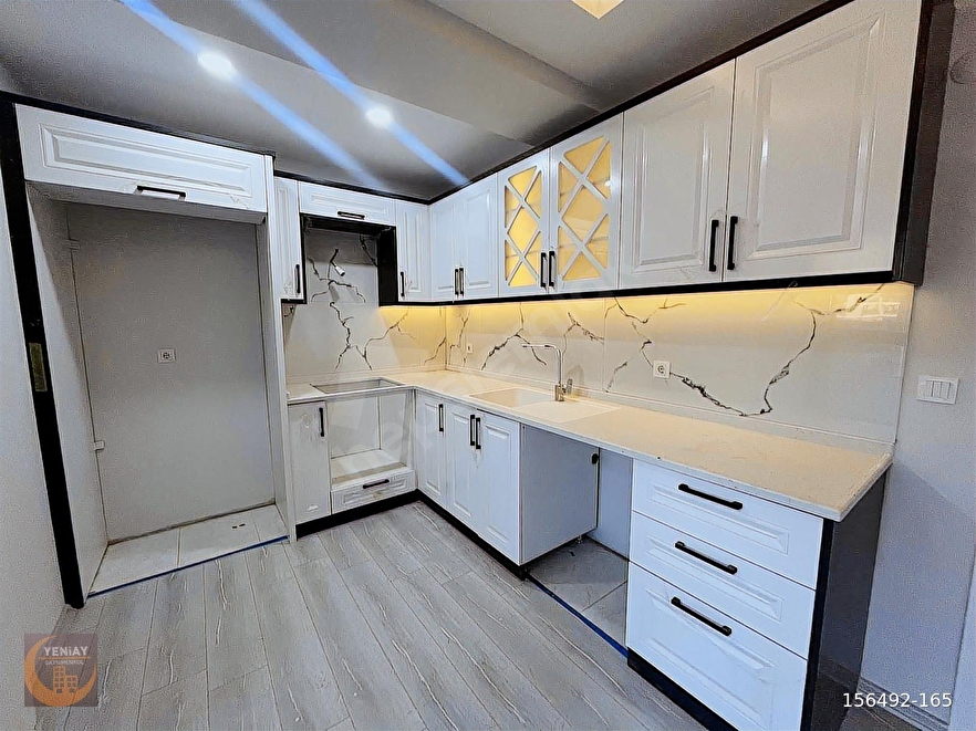 TORBALI DA YENİAY GAYRİMENKUL DEN SATILIK LÜKS DAİRE