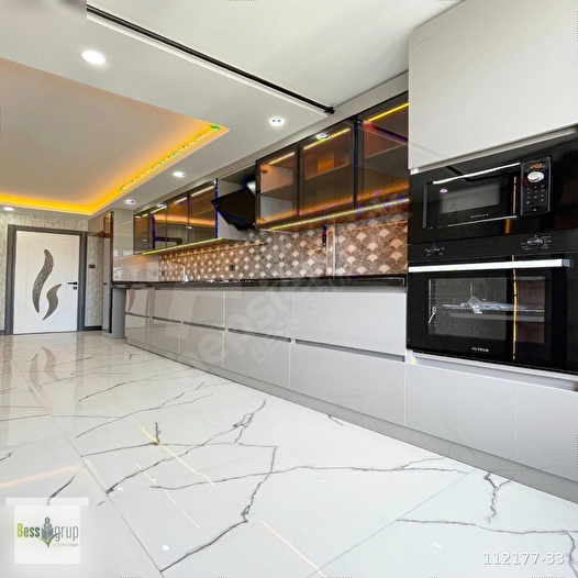 BESS'TEN BEYKENT'TE MİMARİSİYLE BÜYÜLEYEN 185 M2 3+1 ARAKAT !