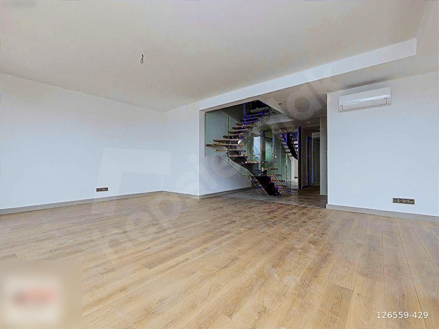 PANORAMİK KÖPRÜ MANZARALI 5 ODA 2 SALON DUBLEX DAİRE 250 M2 ALAN