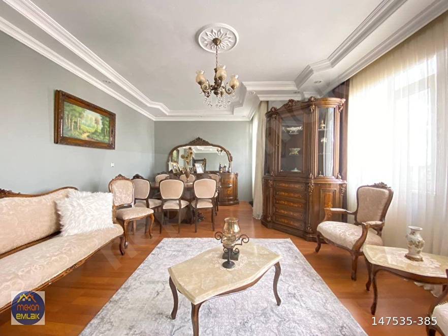 MEKAN GAYRİMENKUL'DEN CADDE ÜZERİ 3+1 SATILIK DAİRE