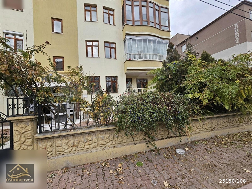 ÖNDER MÜLK OFİSİNDEN BARBAROS MAHALLESİNDE OFİS OLMAYA UYGUN